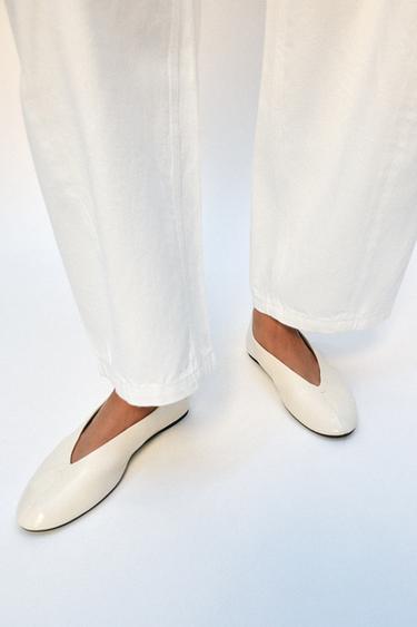 SABRINA DE PELE PLANA - Branco-cru da Zara - Imagem 0