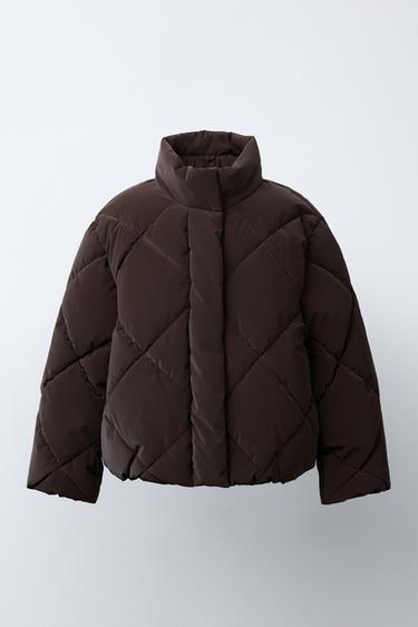 СТЕГАНАЯ КУРТКА ИЗ ПРОРЕЗИНЕННОЙ ТКАНИ — КОРИЧНЕВЫЙ от Zara