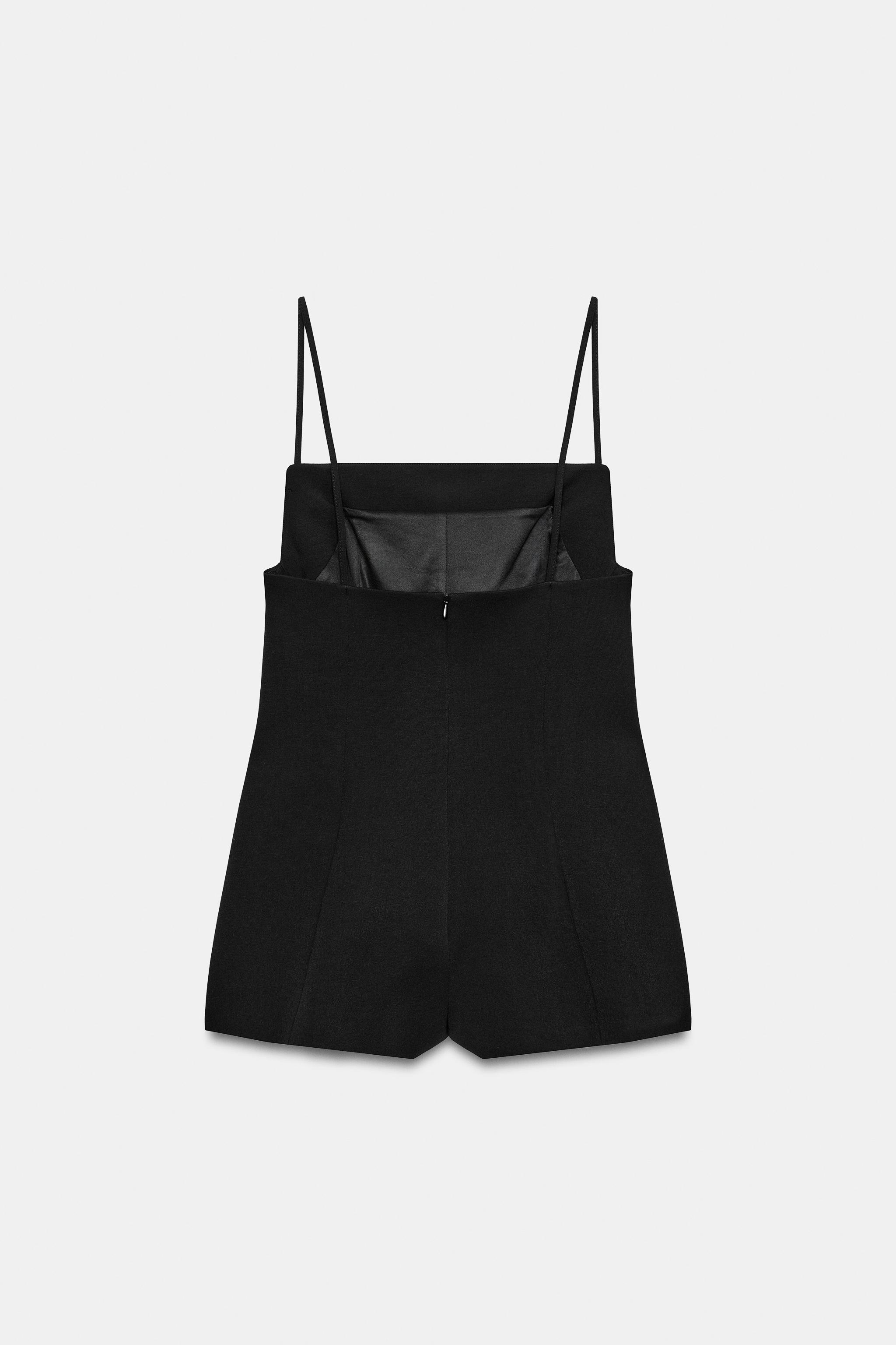 SHORT STRAP JUMPSUIT