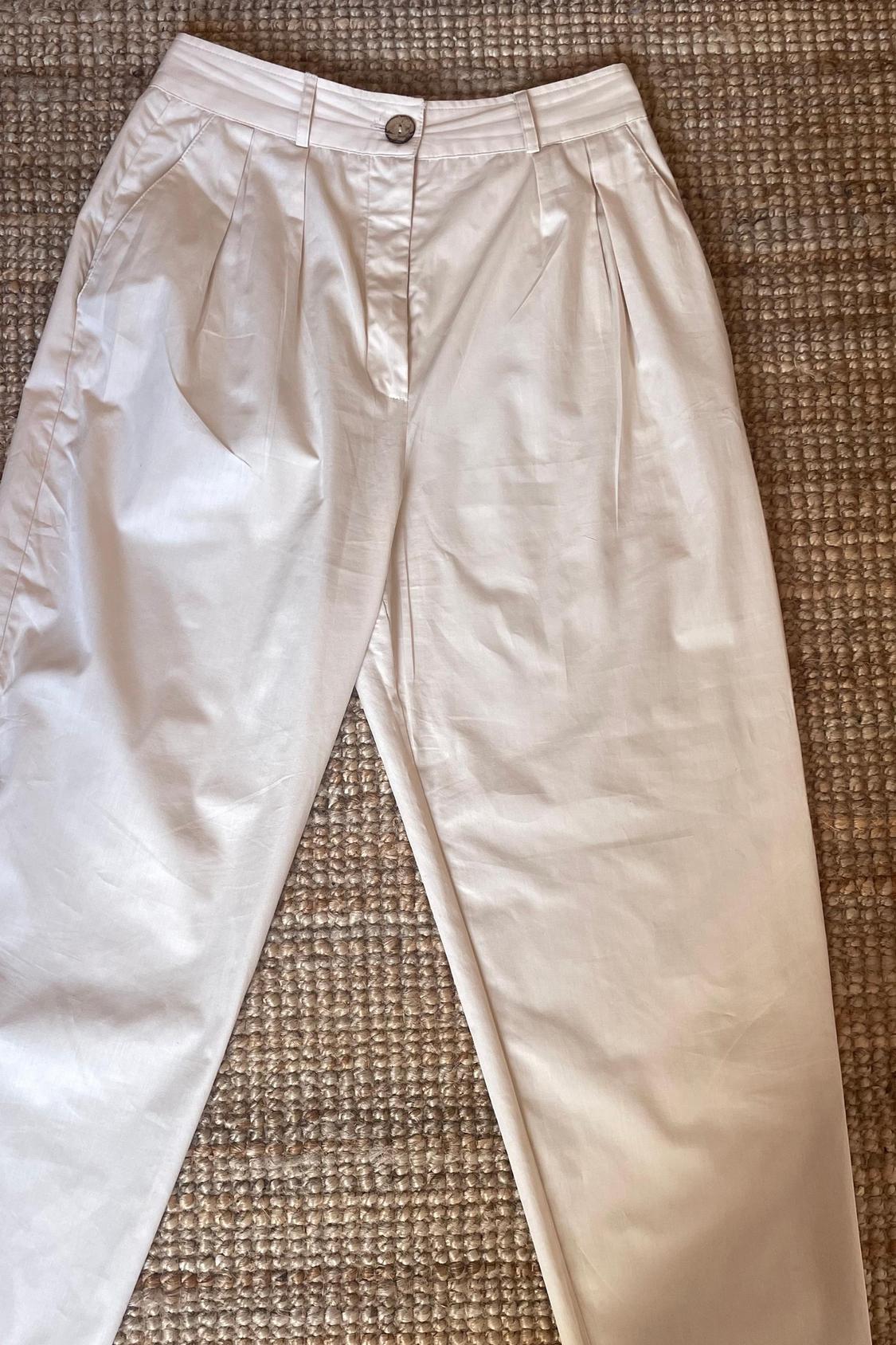 CHINO TROUSERS WITH DARTS