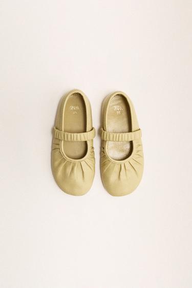 BALLERINES EN CUIR - Jaune de Zara - Image 8