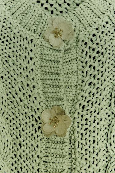 CHAQUETA PUNTO BOTONES FLOR - Verde claro de Zara