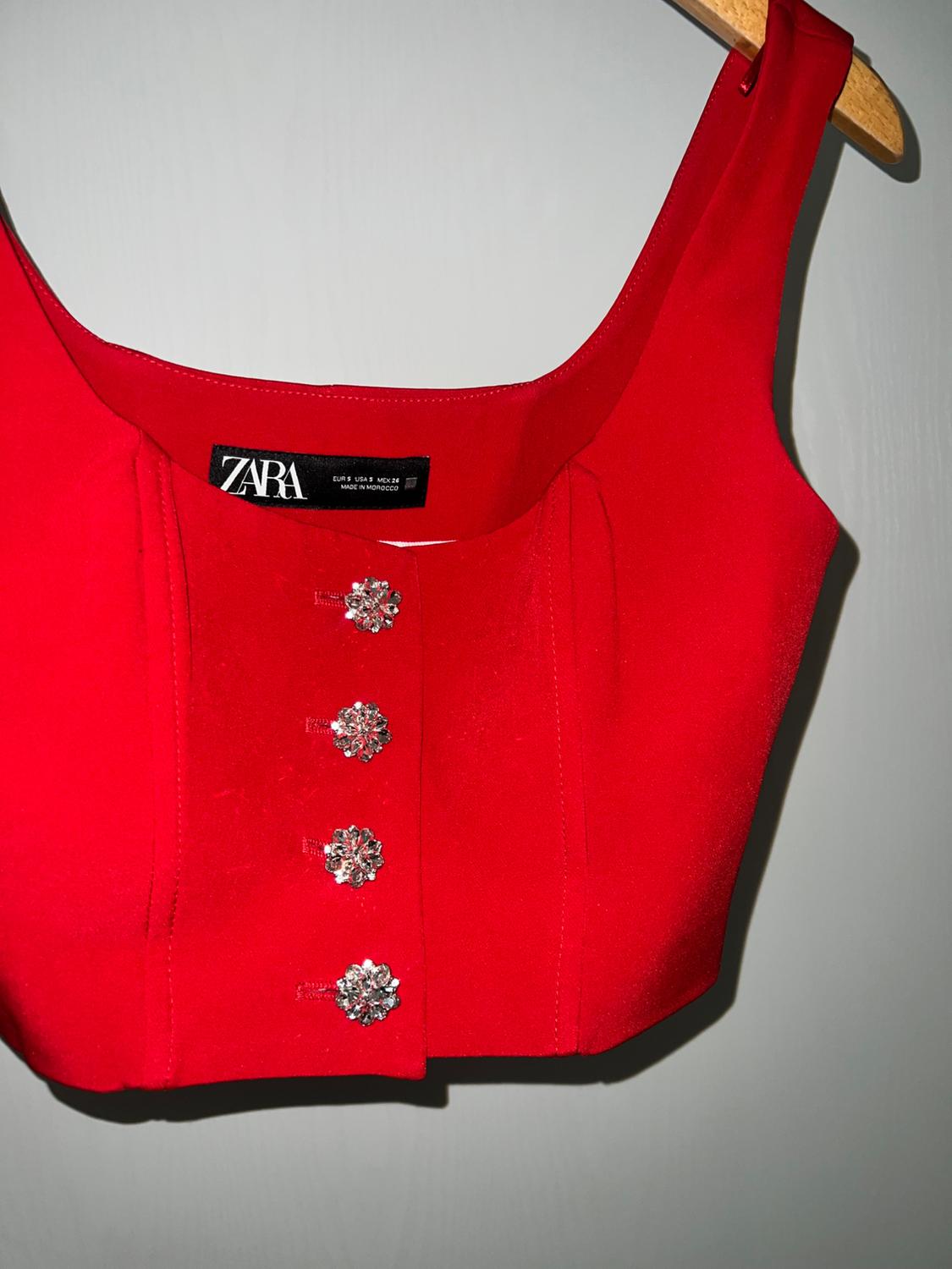 BEAUTIFUL CROP TOP SILVER BUTTONS - Image 4