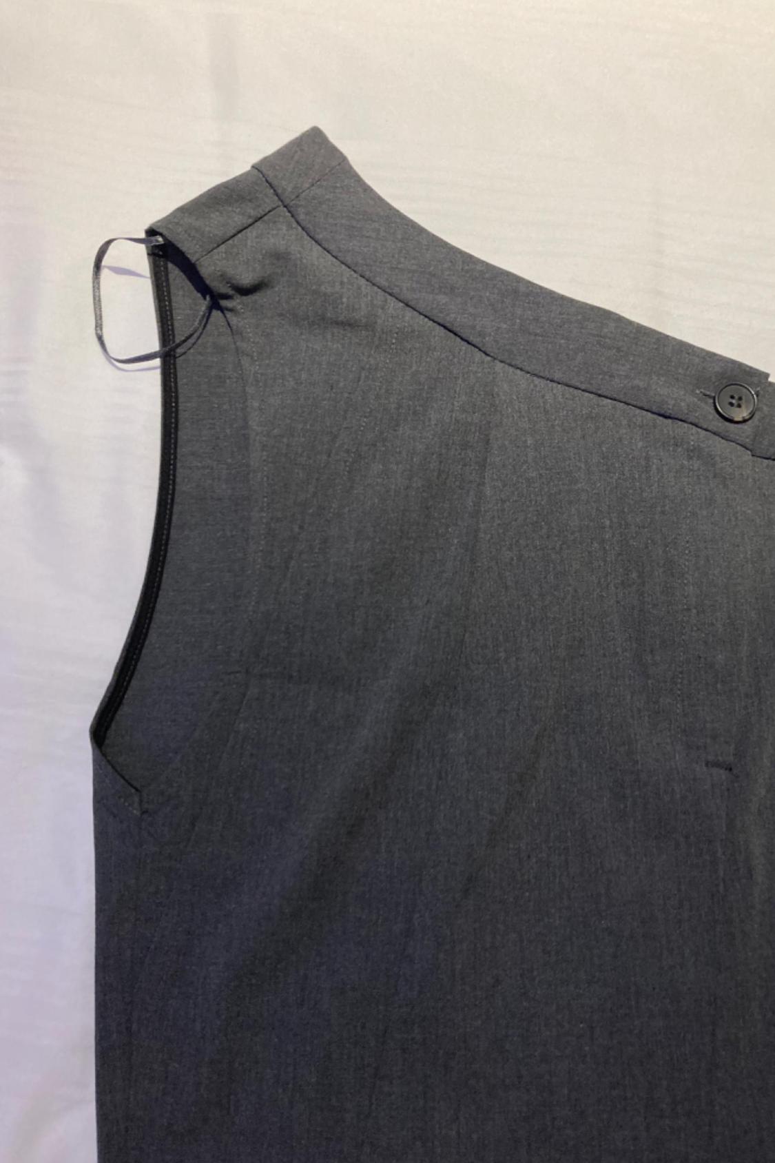 ASYMMETRIC TOP WITH BUTTON - Image 4