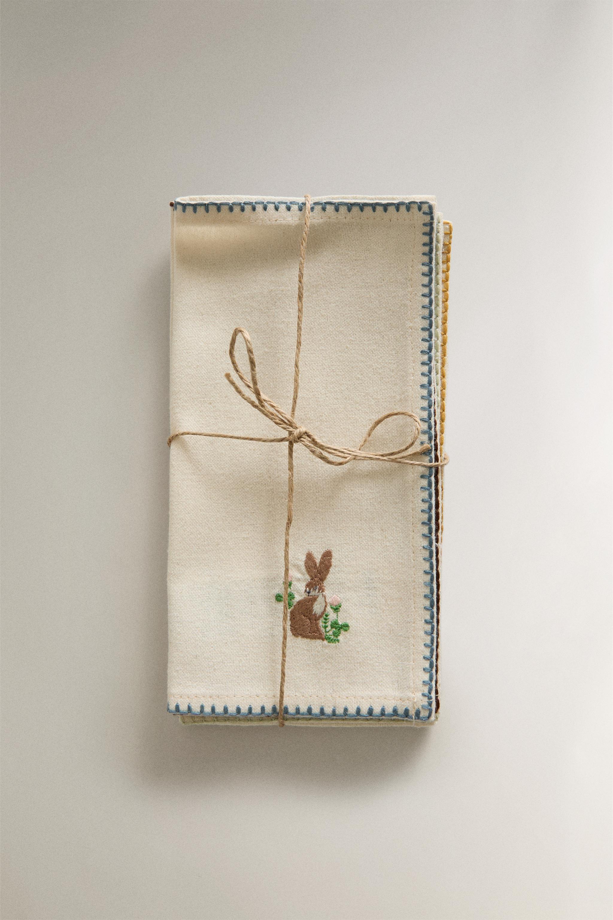 EMBROIDERED EASTER NAPKIN SET (PACK OF 4)