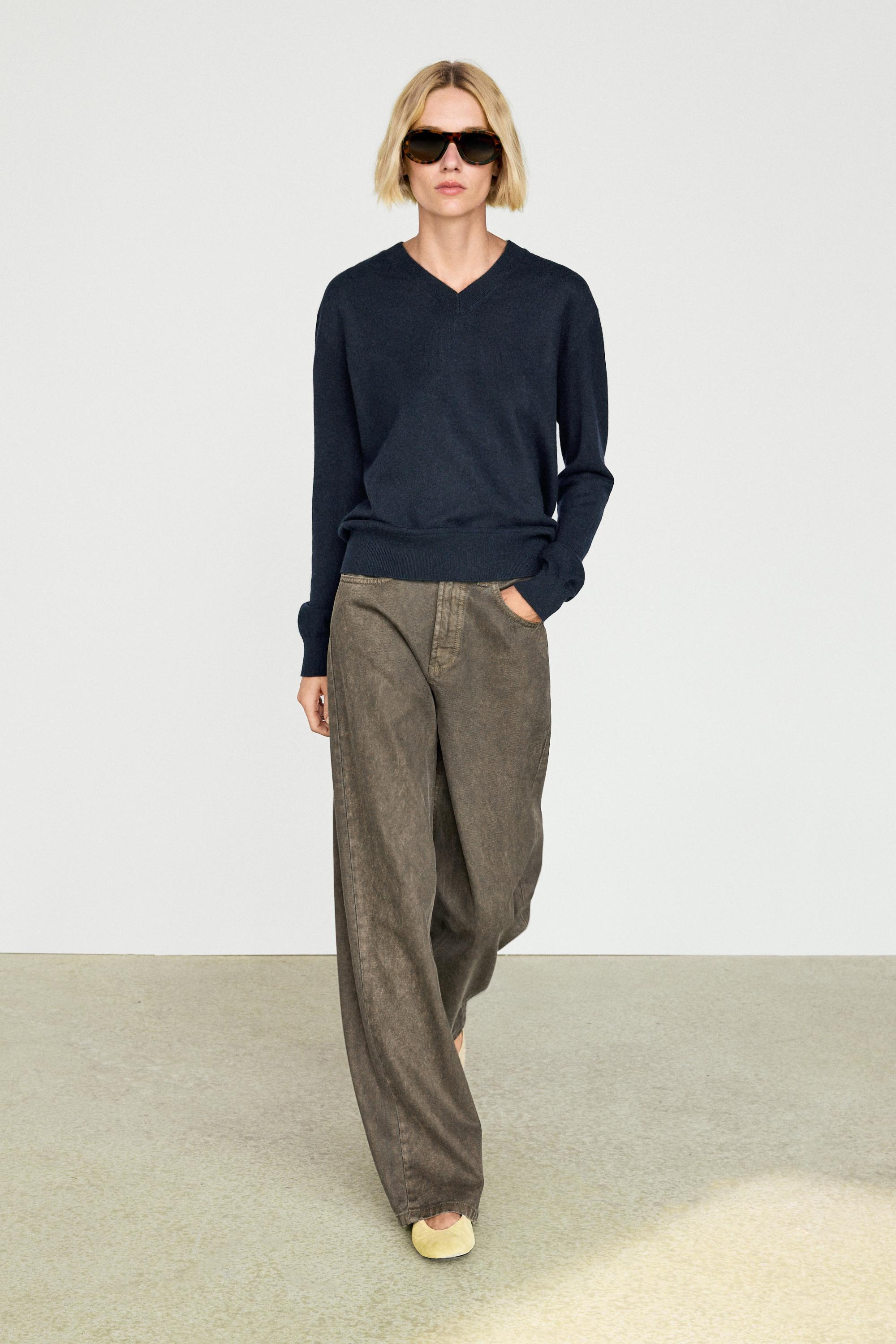100% cashmere knit sweater — Deep blue