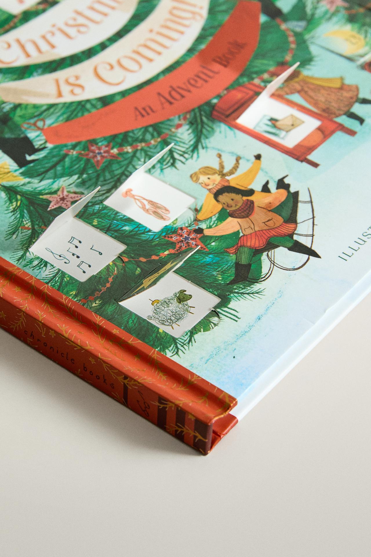 CHRISTMAS IS COMING! KIDS’ CHRISTMAS BOOK (ENGLISH) — Multicolored