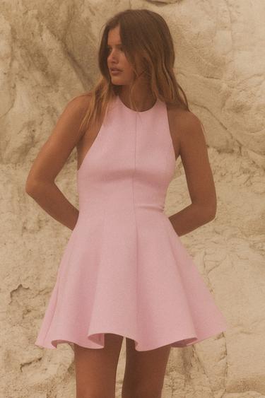VESTIDO CORTO HALTER GODETS - Rosa de Zara