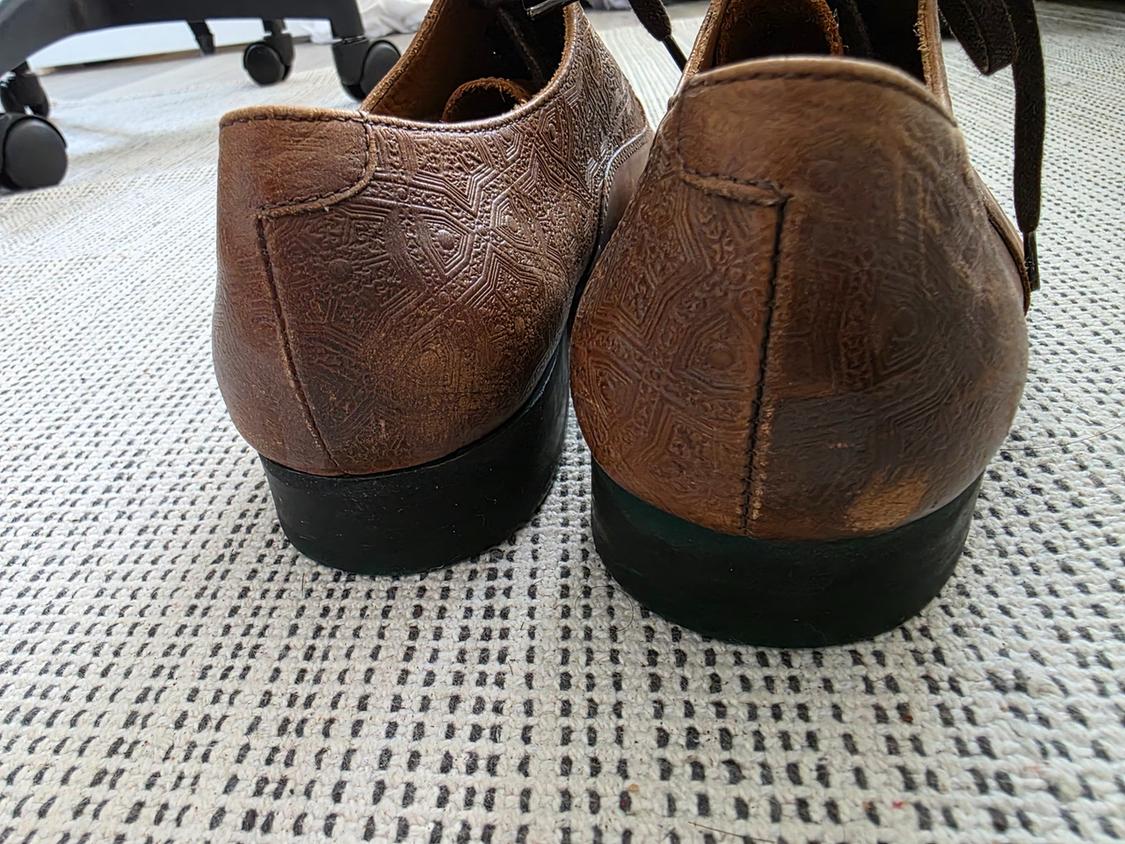 TAN BROWN EMBOSSED LEATHER SHOES - Image 9