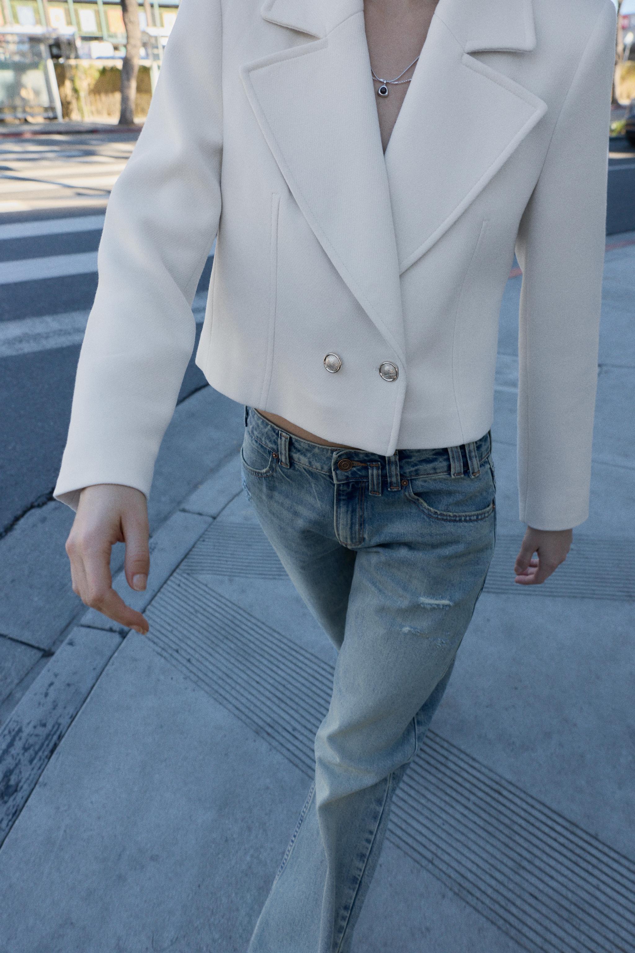 CROPPED DOUBLE-BREASTED BLAZER