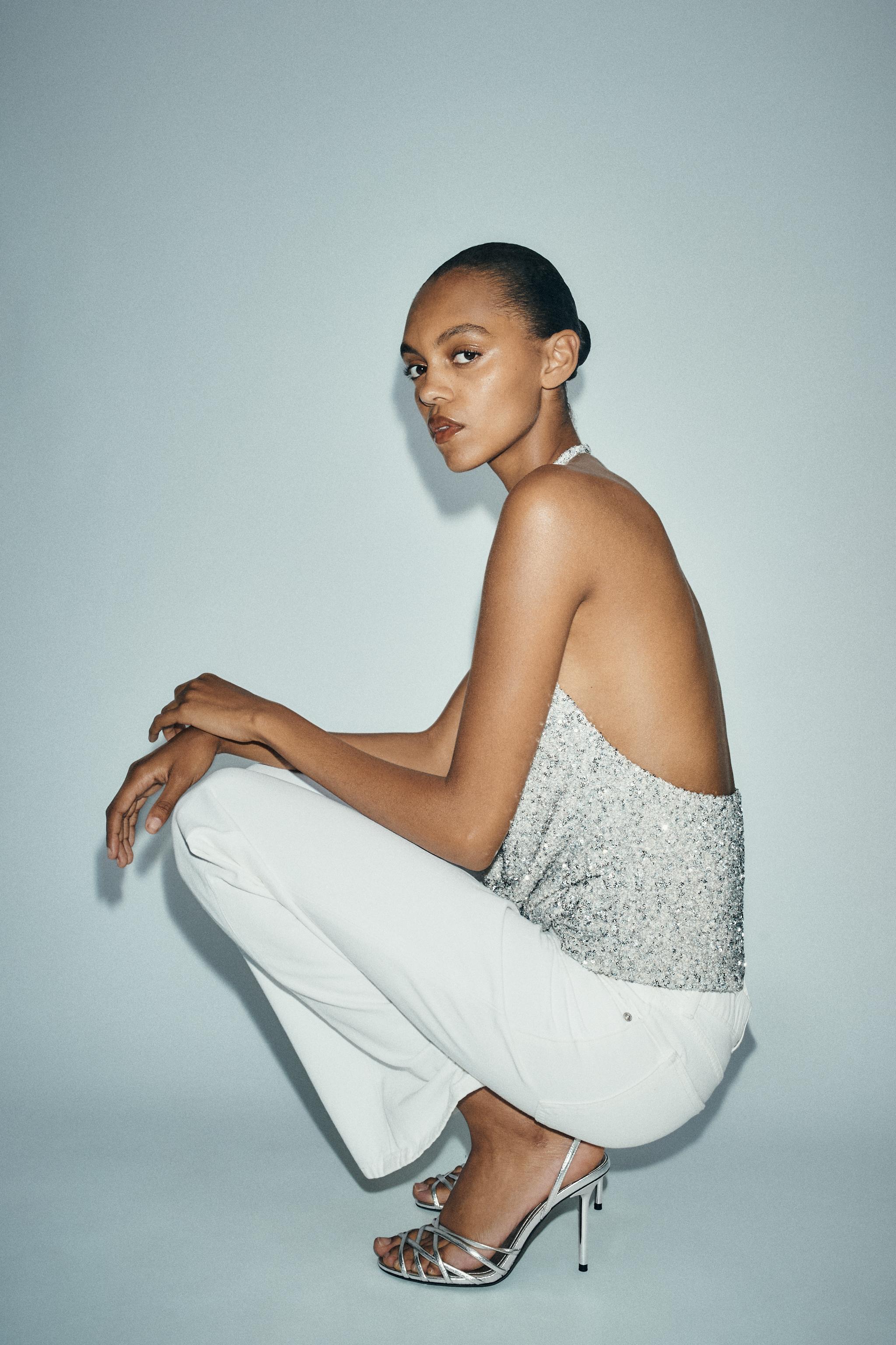 スペイン発送 ZARA サテンエフェクトヒールサンダル 今季新作！ スペイン発送 ZARA サテンエフェクトヒールサンダル カジュアル