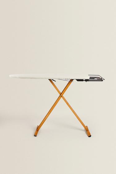 TABLE À REPASSER BOIS MÉTAL - Écru de Zara - Image 1