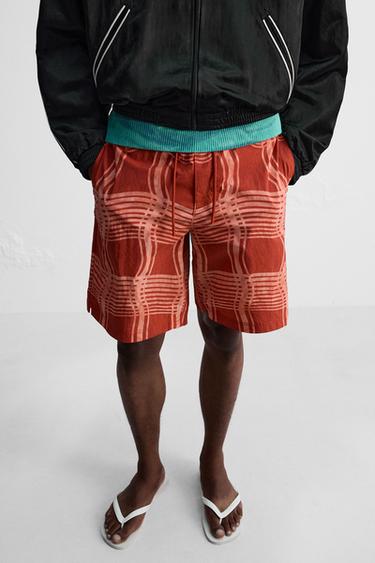 © OTIS KWAME KYE QUAICOE PRINTED LONG SWIMMING TRUNKS - Orange by Zara - Image 4