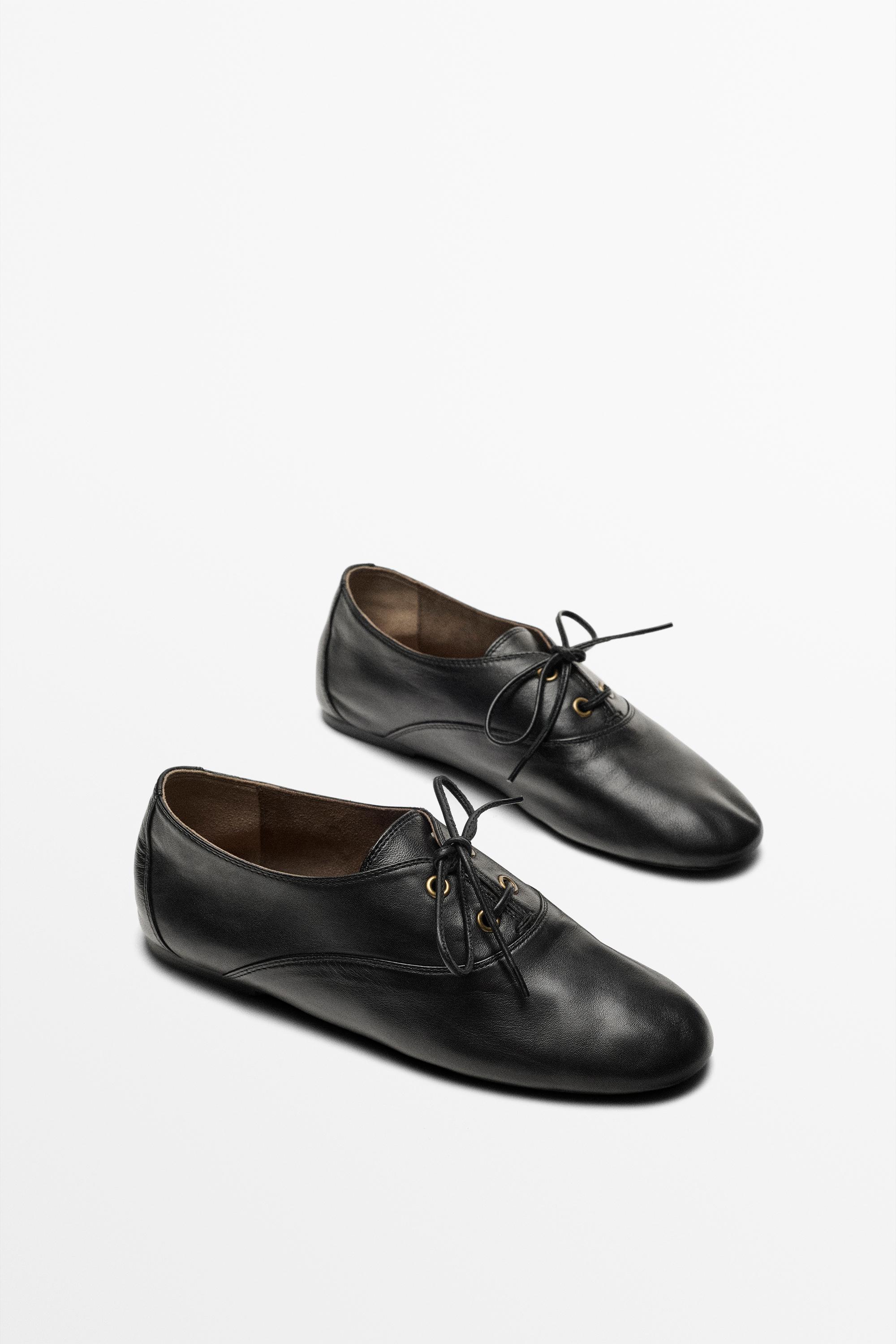 Chaussure à lacets en cuir souple