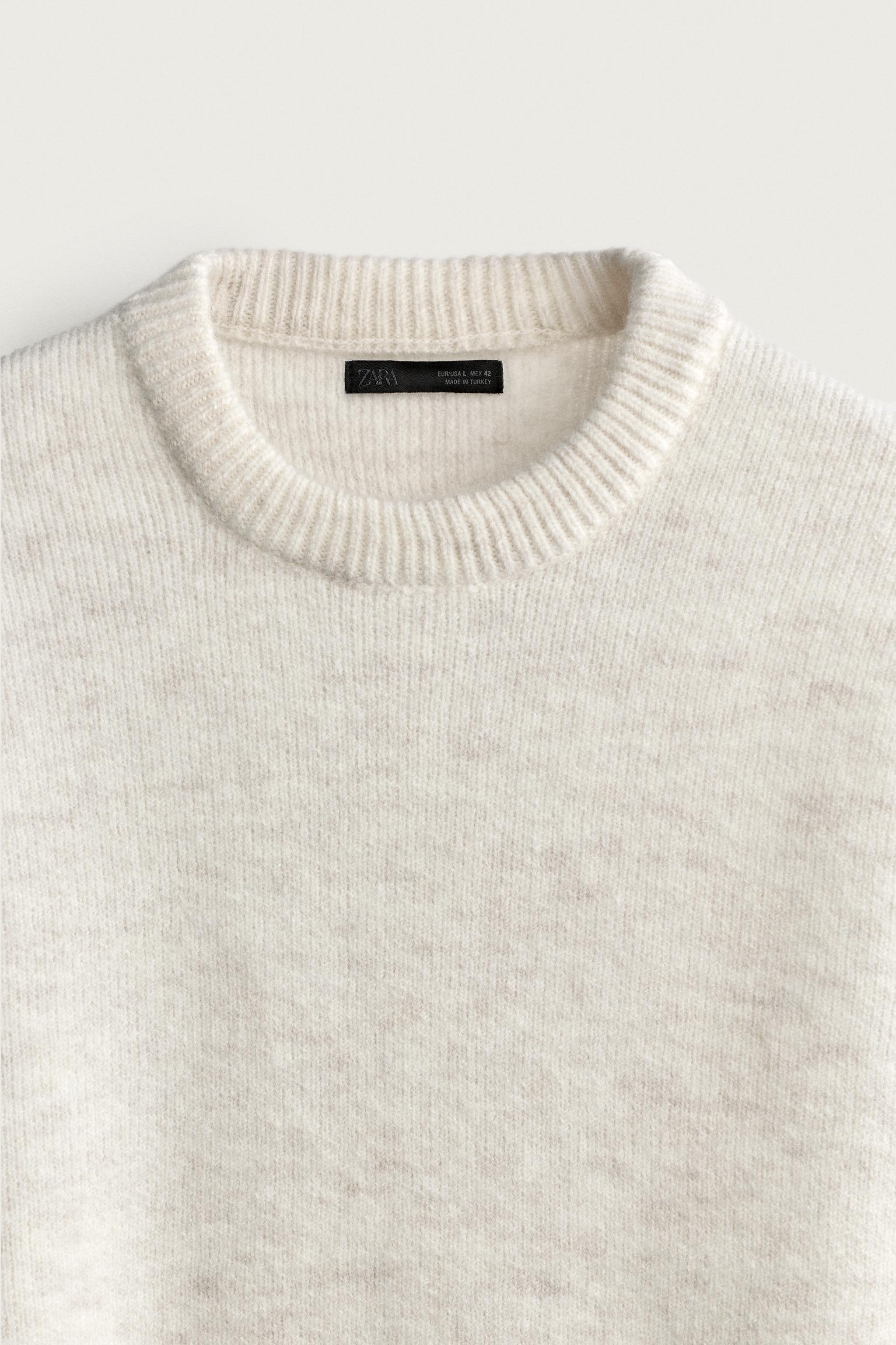 PULL TEXTURÉ AVEC LAINE