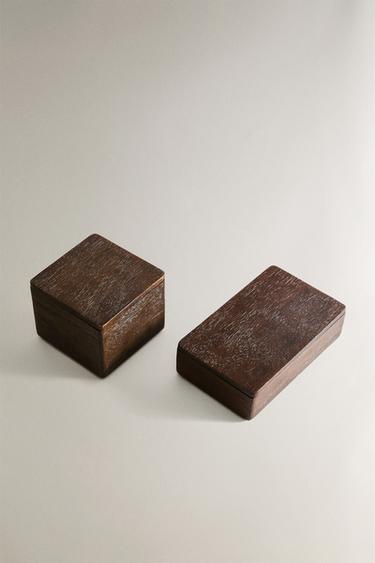 WOODEN BOX WITH A MAGNET — Dark brown 2