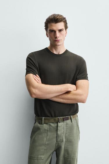 تيشرت محاك بقصة REGULAR FIT أساسية - رصاصي الخاص بـ Zara
