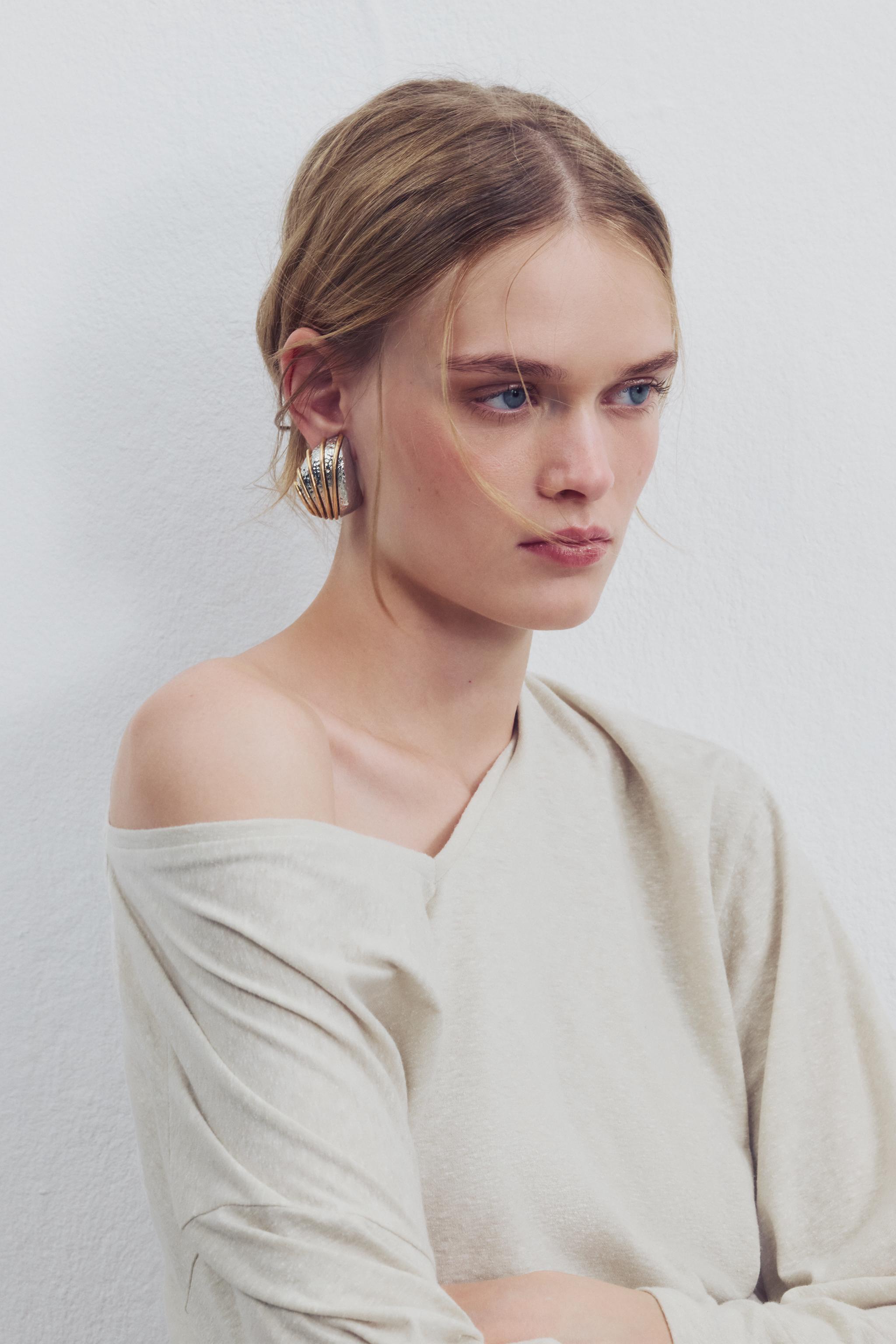 BOUCLES D'OREILLES À RAYURES