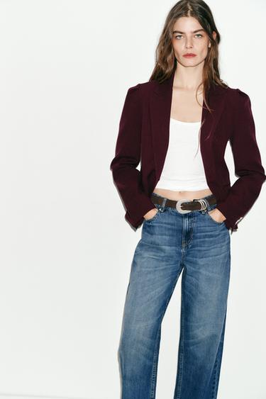 VESTE AJUSTÉE ÉPAULES MARQUÉES - Bordeaux de Zara - Image 2