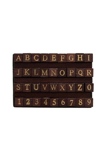 ENSEMBLE DE TAMPONS ALPHABET (LOT DE 36) - Multicolore de Zara