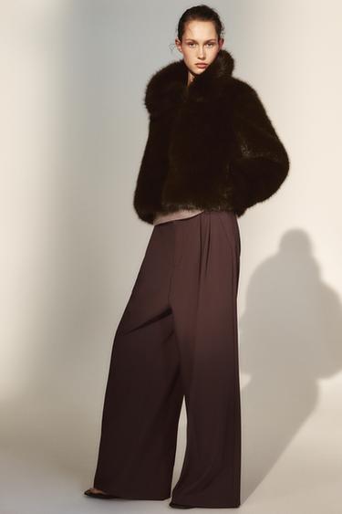 CAZADORA EFECTO PELO CUELLO SOLAPA - Marrón de Zara