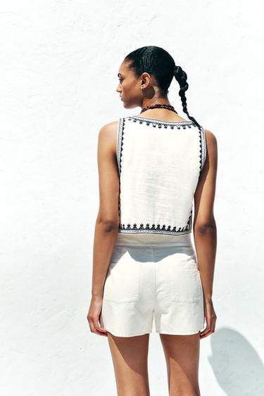 GILET BRODÉ EN CONTRASTE - Écru de Zara - Image 4