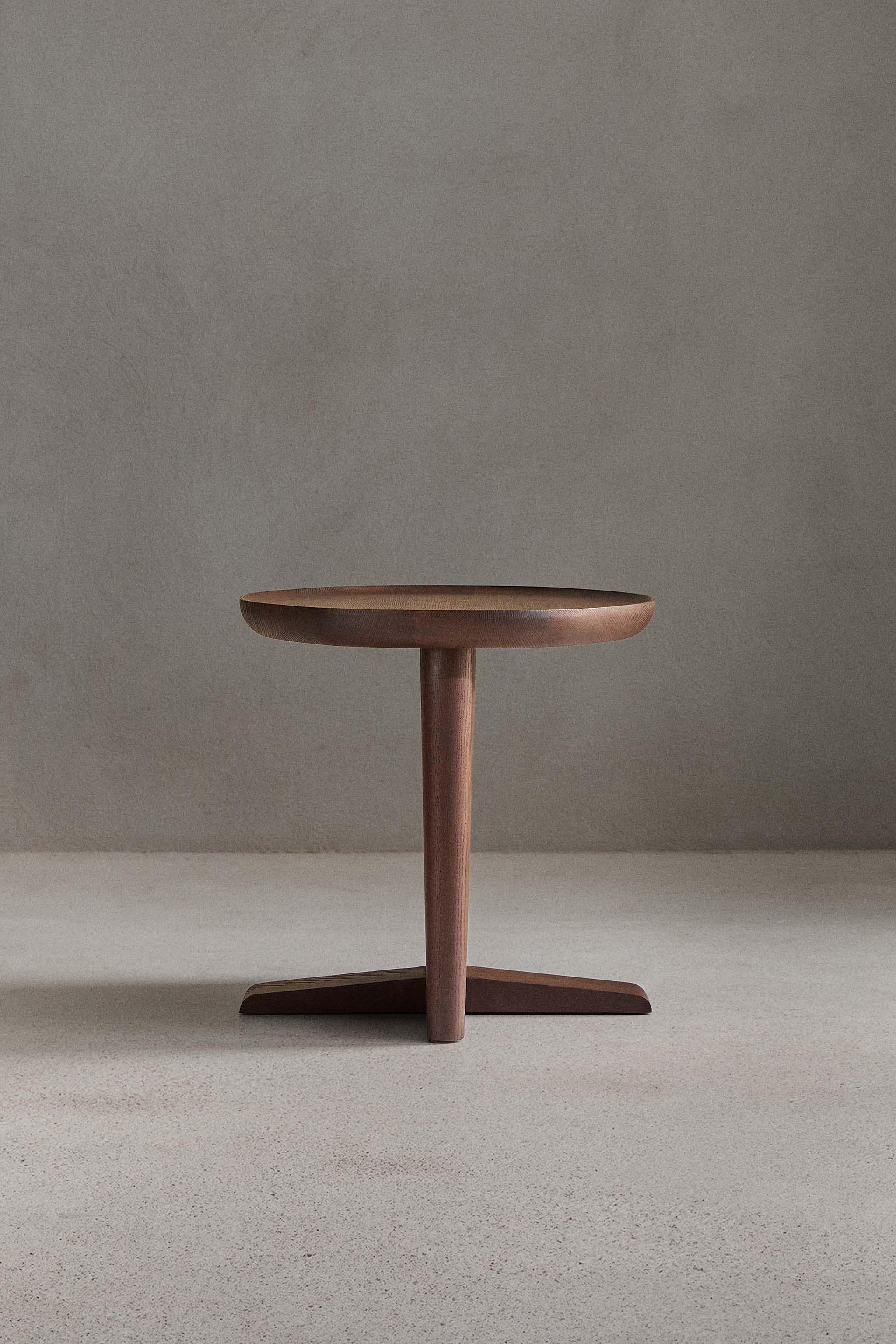 SIDETABLE 03