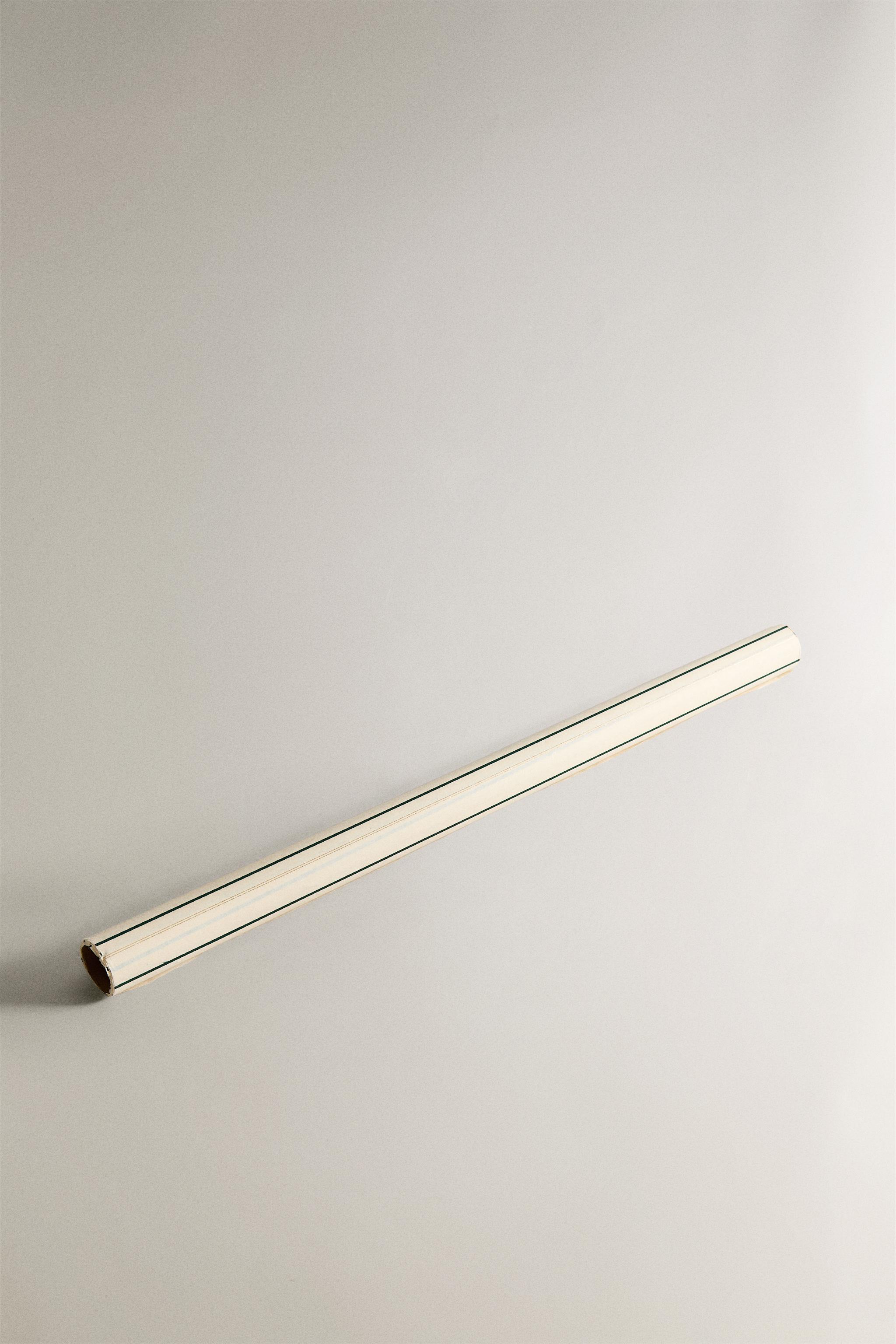 CHRISTMAS ALTERNATING STRIPED WRAPPING PAPER