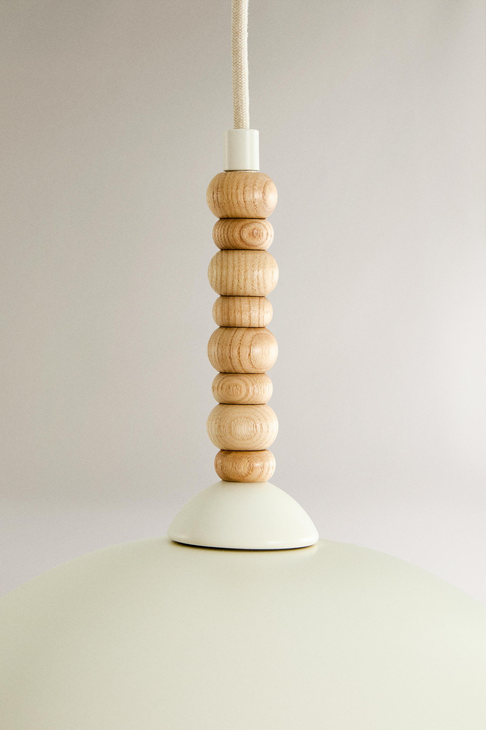 CHILDREN'S BEADED PENDANT LAMP