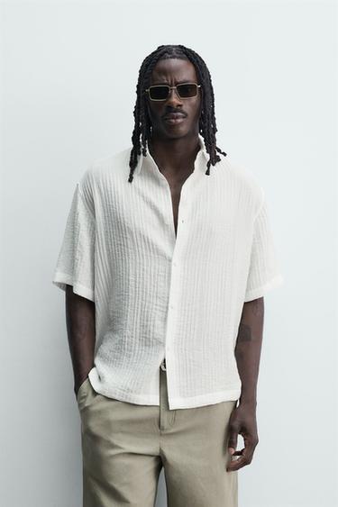 CHEMISE FLUIDE STRUCTURÉE EN RELIEF - Blanc cassé de Zara