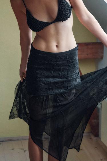 تنورة جورجيت مُجمَّعة - أسود by Zara