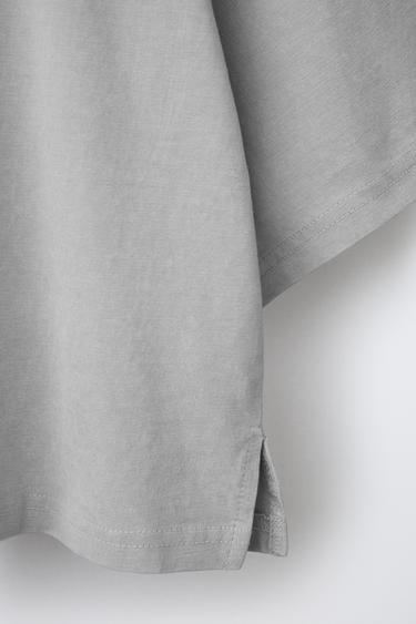 ENSEMBLE T-SHIRT ET BERMUDA TEINT EN PIÈCE - Gris de Zara - Image 5