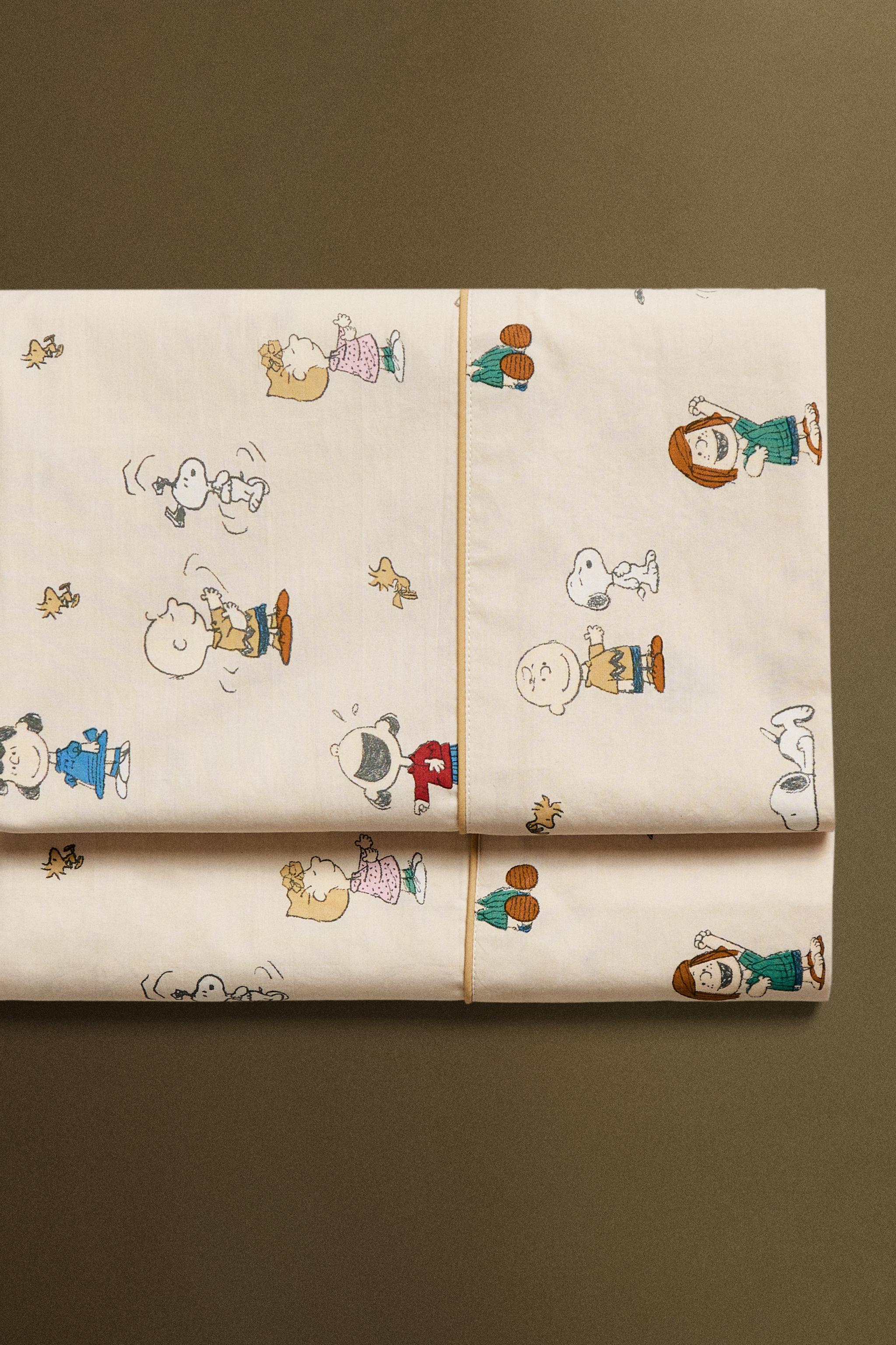 PEANUTS™ CHILDREN'S FLAT SHEET - Multicolored | ZARA United States