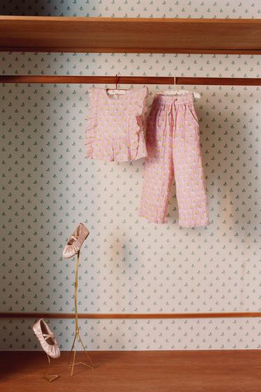 FLORAL PRINT RUFFLE TOP - Pink by Zara