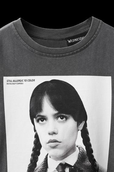 CAMISETA EFECTO LAVADO WEDNESDAY © - Gris antracita de Zara