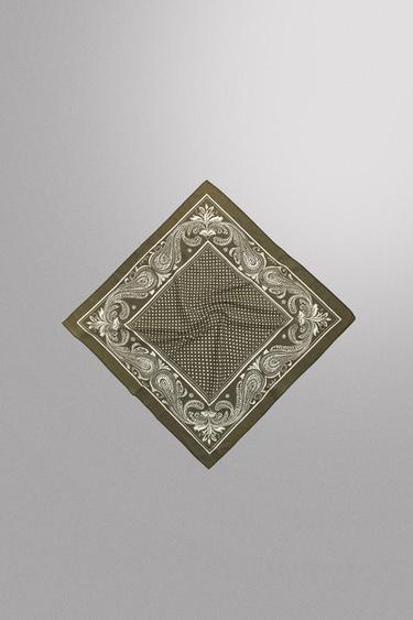 БАНДАНА С ГЕОМЕТРИЧЕСКИМ ПРИНТОМ — ЗЕЛЕНЫЙ от Zara