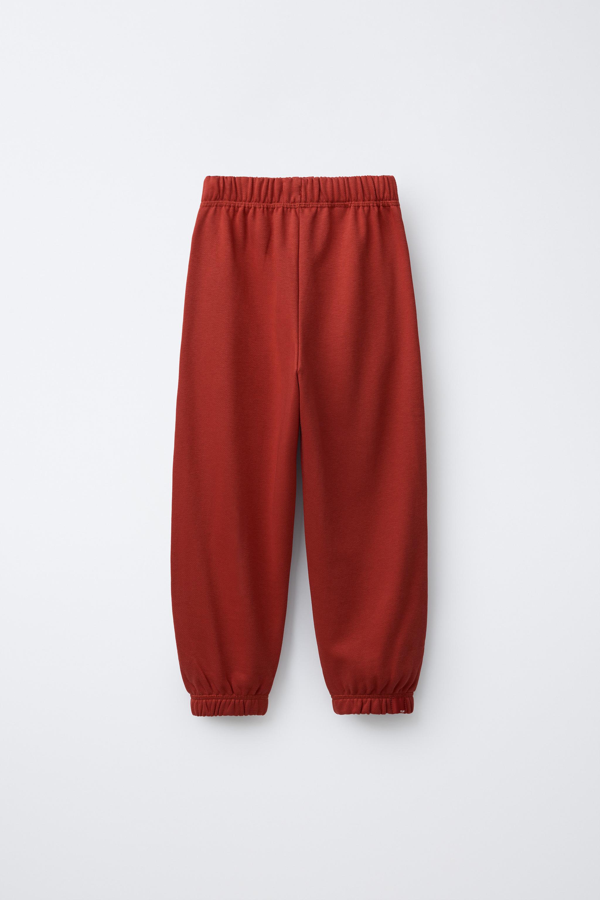 EMBROIDERED SWEATSHIRT AND JOGGER PANTS SET