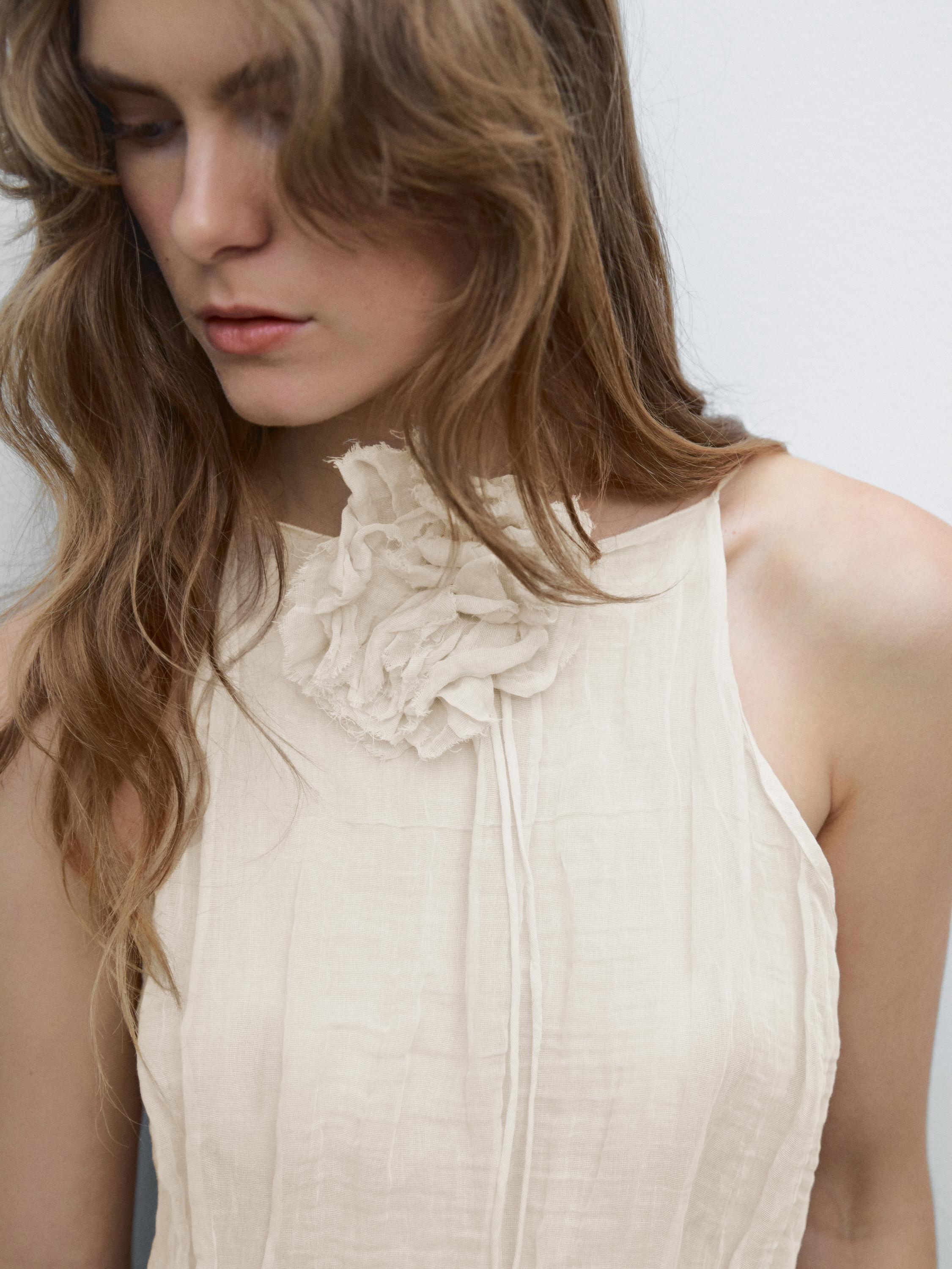Halter top with floral detail - Oyster-white | ZARA United