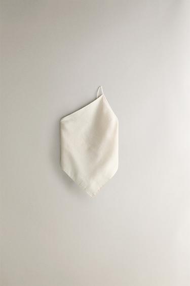 TOP DE LINHO COM DECOTE ASSIMÉTRICO - Cru da Zara