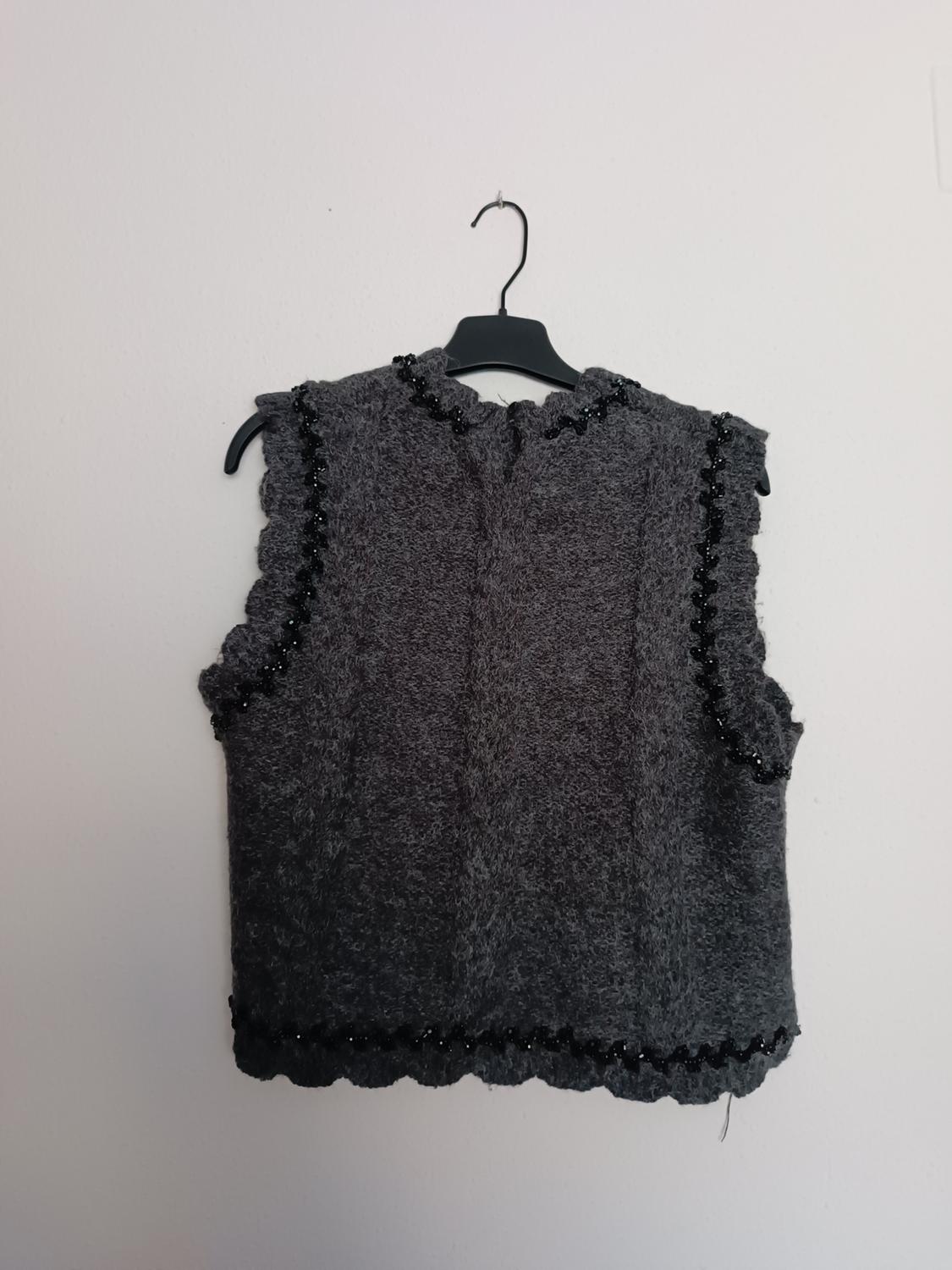 BEADED KNIT VEST - Image 5