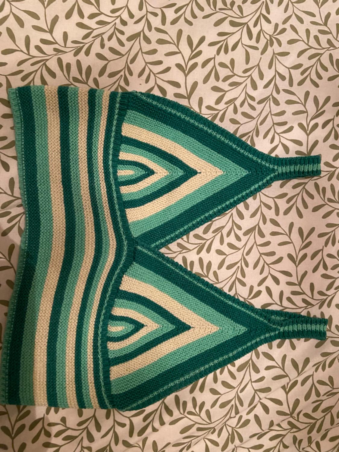 KNIT TOP WITH STRAPS