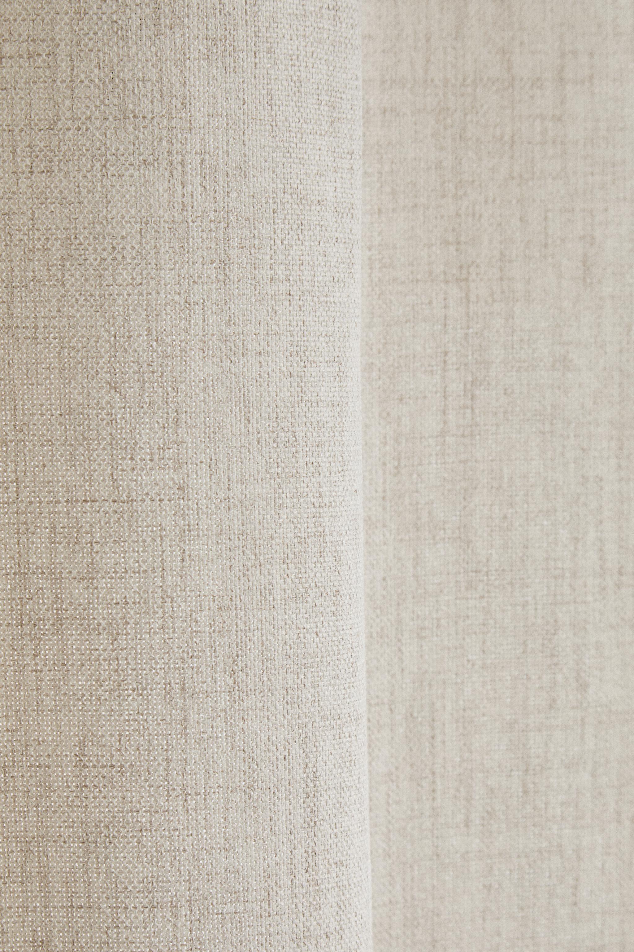 TEXTURED CURTAIN