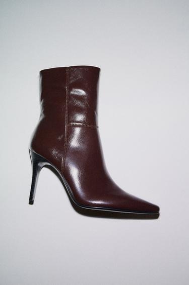 Imagen de producto - Rojo Burdeos de Zara