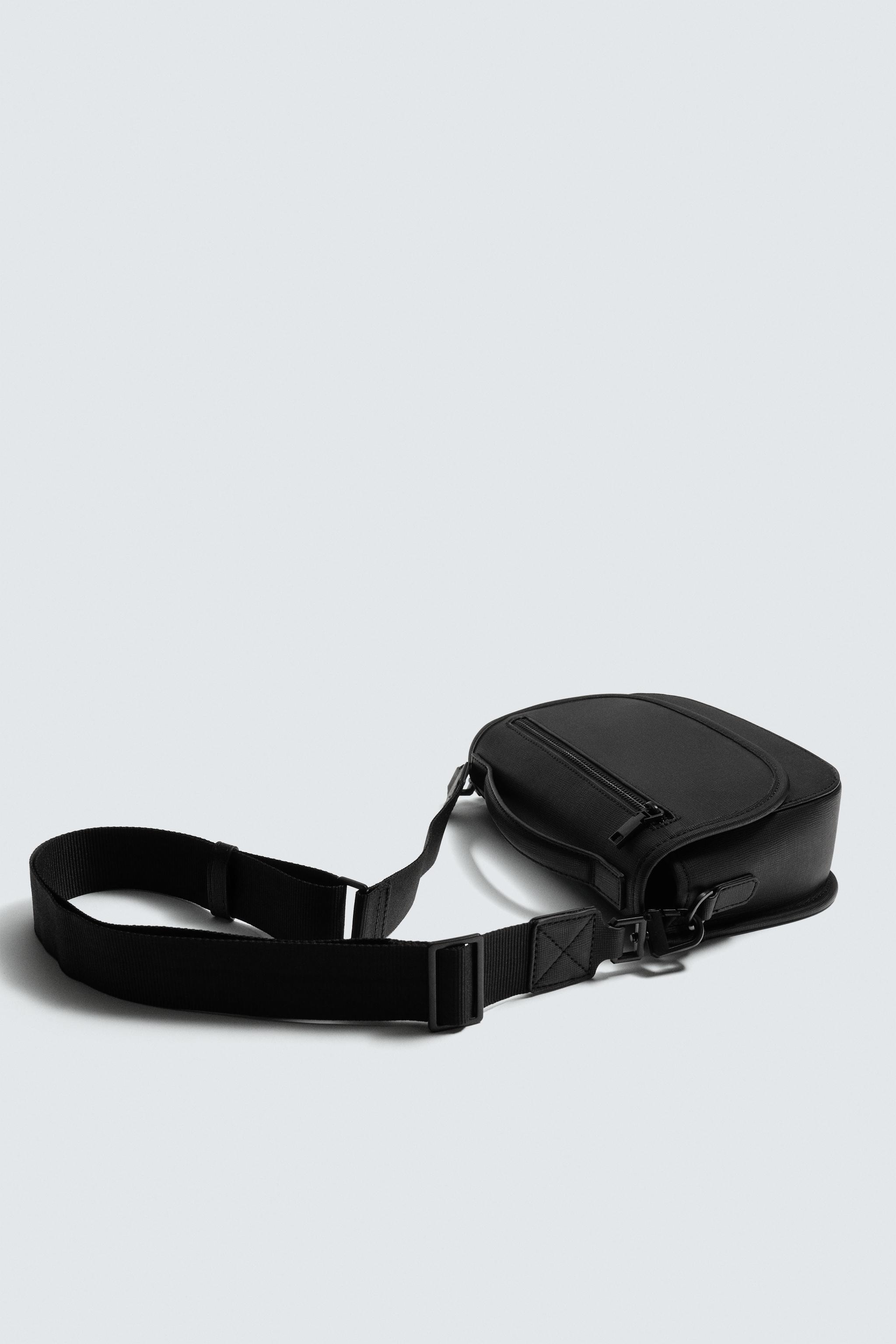 TEXTURED FLAP CROSSBODY BAG