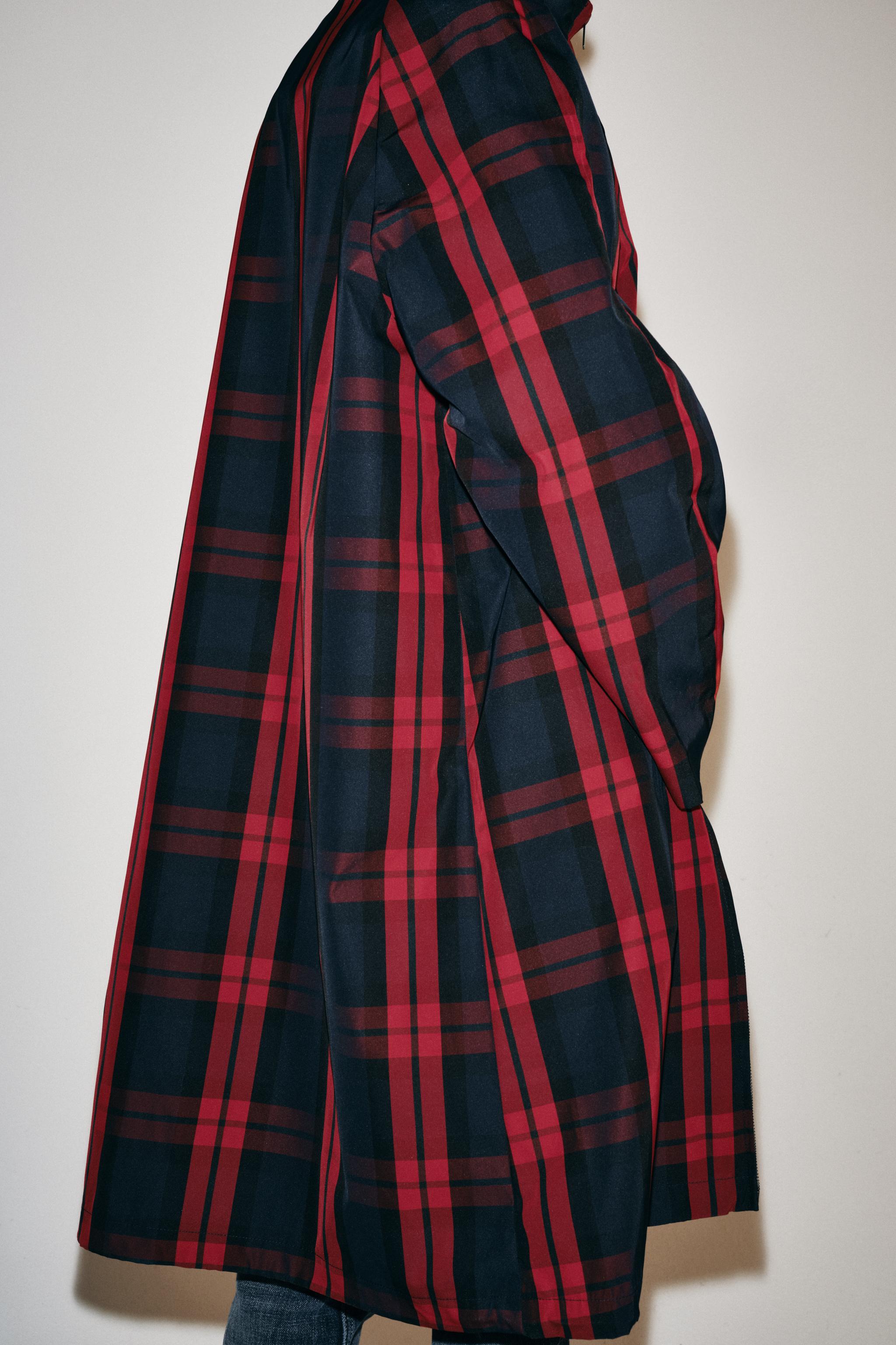 【未使用】ZARA ZW COLLECTION トレンチコート風ミディ丈スカート ZW COLLECTION チェック ミディトレンチコート - レッド／紺 | ZARA