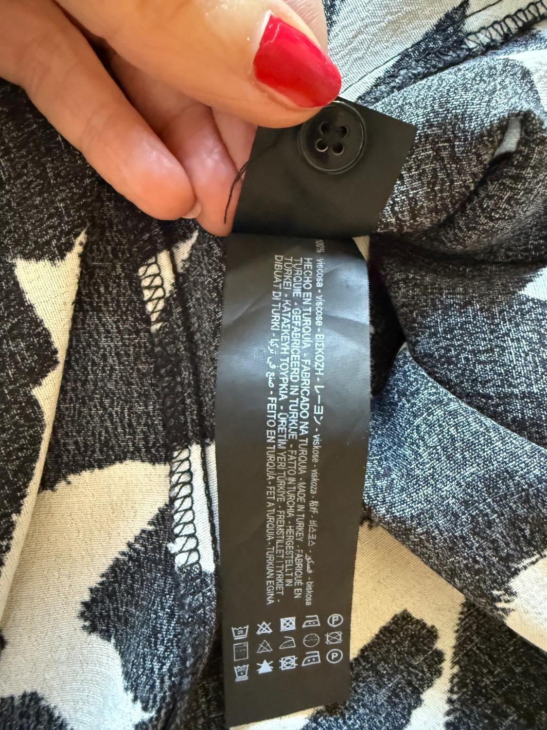 PRINTED DRESS WITH BELT - Image 7