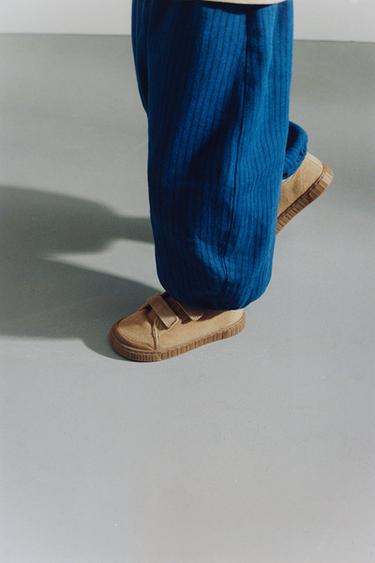 BAMBA BAREFOOT PIEL - Marrón Arena de Zara