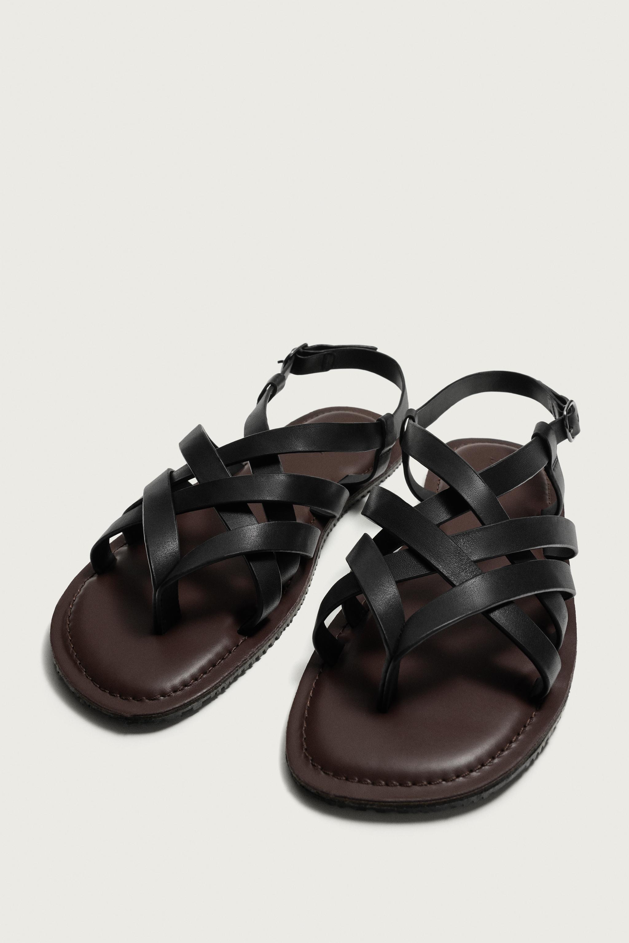 LEATHER STRAPPY SANDALS