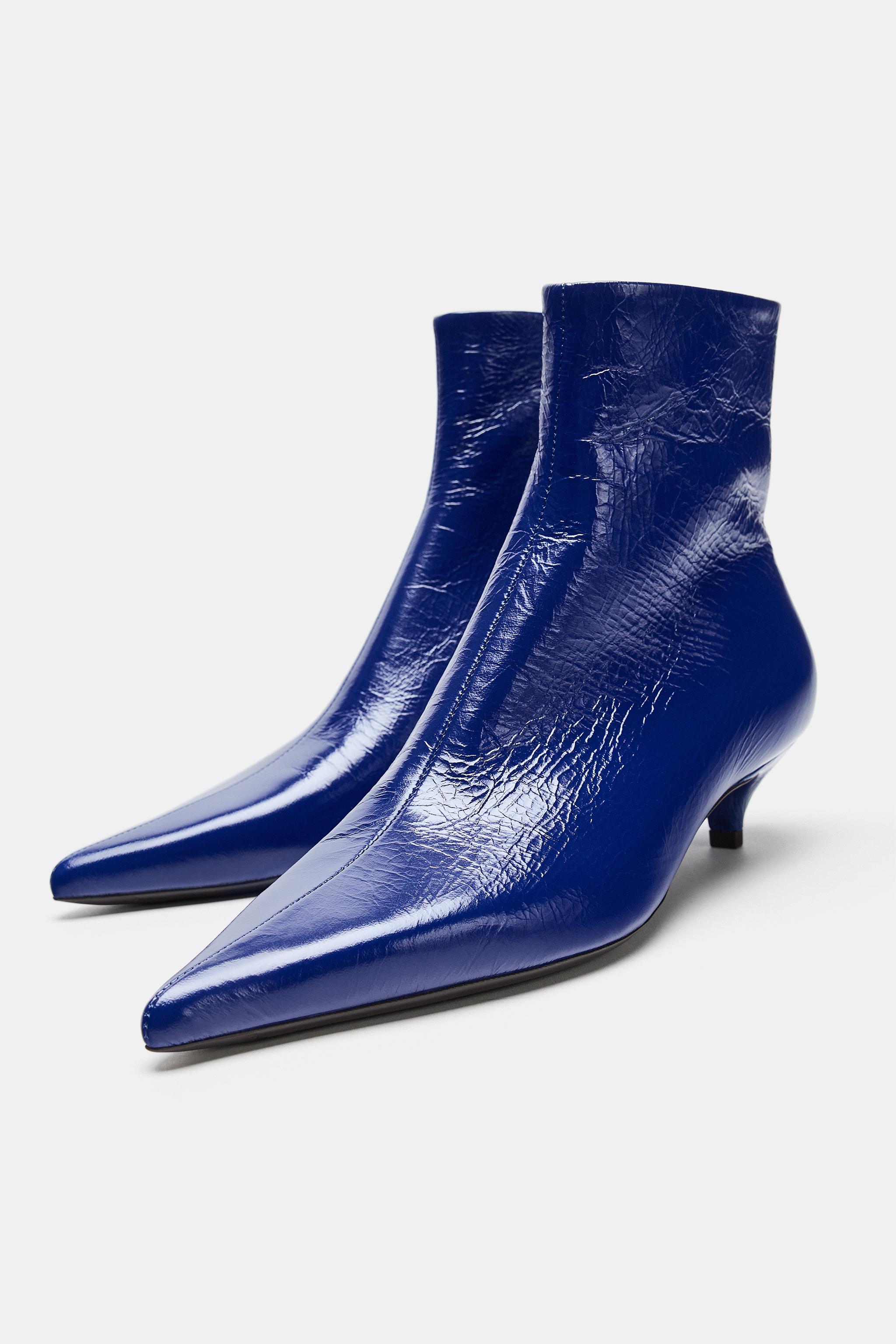 LEATHER KITTEN HEEL ANKLE BOOTS
