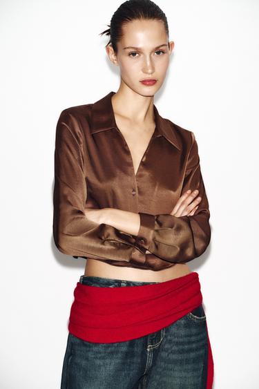 CAMISA SATINADA CORTA - Marrón de Zara